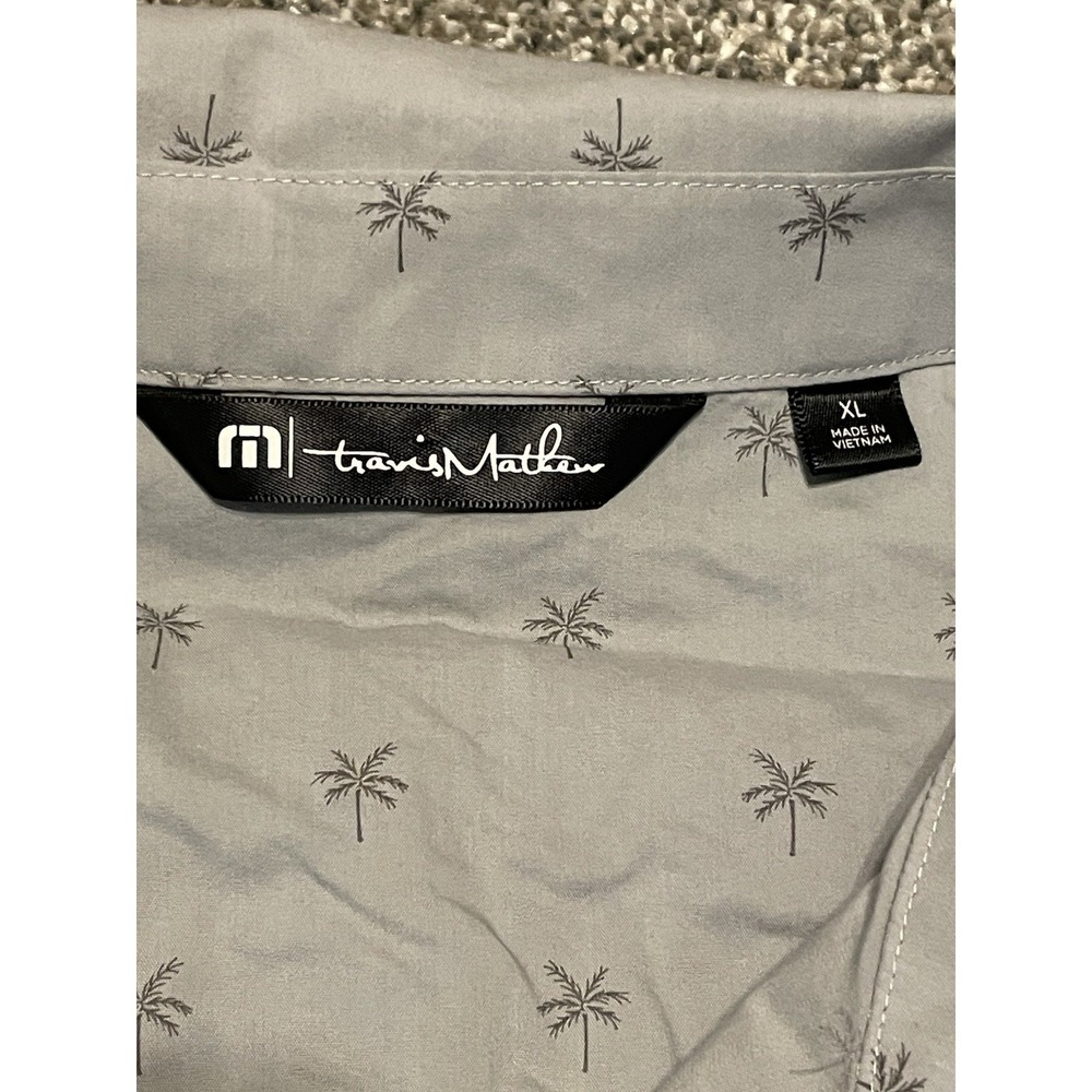 Travis Mathew Button Up Shirt Mens XL Short Sleeve Gray All Over Print Palm Tree - Picture 4 of 5